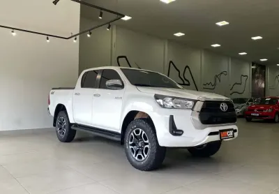 Toyota hilux cd srv 4x4 2.8 tdi diesel aut.