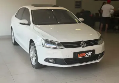 VOLKSWAGEN JETTA Highline 2.0 TSI 16V 4p Tiptronic