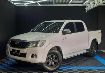Toyota hilux cd4x4 srv 2014