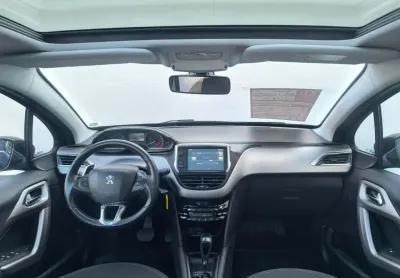 Peugeot 208 griffe at 2017