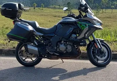 Kawasaki versys 1000 gt mod 2022