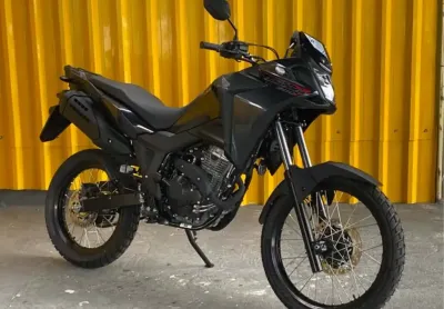 Honda xre 300 sahara 2026