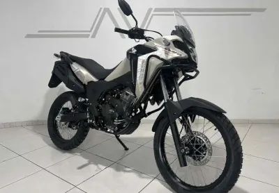 Honda xre 300 sahara adventure 2026