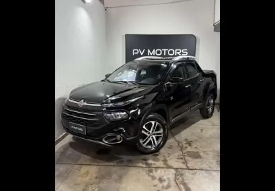 Fiat toro volcano 4x4 diesel - preta - 2016/2017