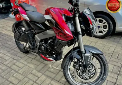 Bajaj dominar 200 2025