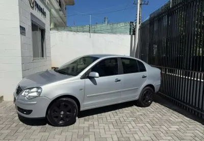 Volkswagen polo sedan 1.6 8v comfortline 4p 2007