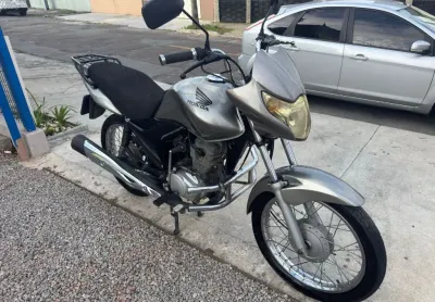 Honda cg titan 150 com apenas 33 km rodados