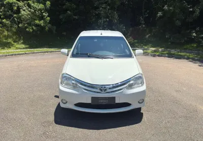Toyota etios hb xls 2013