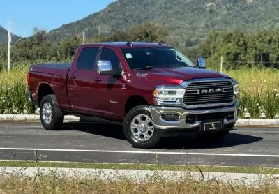 Ram 2500 laramie  6.7 tdi  cd 4x4 diesel  - vermelha - 2023/2024