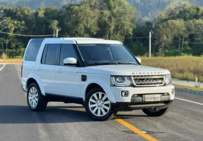 Land rover discovery s 3.0 4x4 tdv6 diesel aut.  - branca - 2015/2015