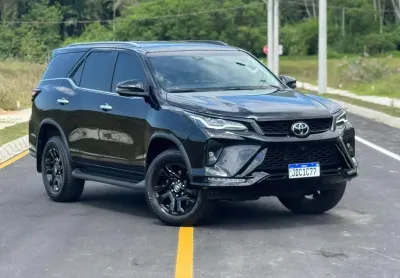 Toyota hilux sw4 srx platinum 4x4 2.8 tdi 16v dies. aut. - preta - 2024/2024