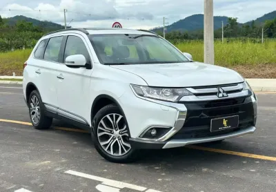 Mitsubishi outlander 2.2 165cv diesel aut.  - branca - 2015/2016
