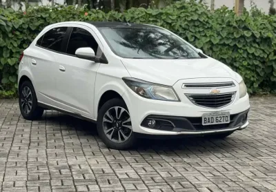 Chevrolet onix ltz 1.4 flex  - branca - 2013/2013