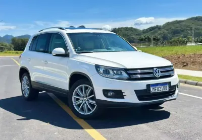 Volkswagen tiguan 2.0 tsi 16v 200cv tiptronic 5p  - branca - 2013/2014