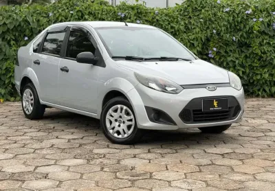 Ford fiesta sedan 1.0 completo - prata - 2011/2012