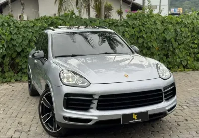 Porsche Cayenne Platinum Ed. 3.6  - Prata - 2017/2018