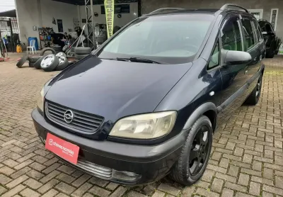 ****veiculo com varios detalhes para arrumar.**nada que impessa o mesmo de andar**doc em dia**venda 