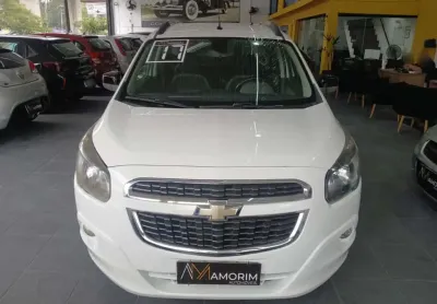 Chevrolet spin 2017 1.8 advantage 8v flex 4p automático