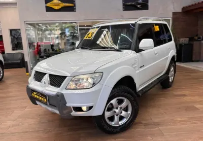 Mitsubishi pajero tr4 2013 2.0 4x4 16v 140cv flex 4p automático