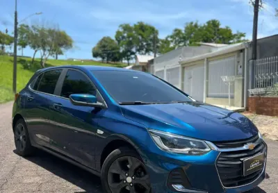 Chevrolet ônix premier 1.0 turbi  * motor: 1.0 * combustível: flex * km: 100.000 * ano: 2020 * ⁠comp
