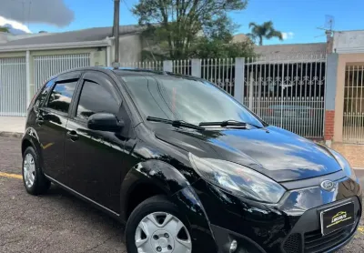 Veículo:  FORD FIESTA 1.0 Ano Modelo:  2011 Valor: R$ 22.900  DOC OK;  VIDROS ELÉTRICOS;