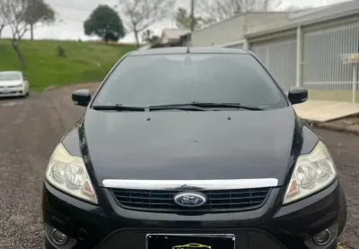 Veículo:  FORD FOCUS 2.0 Ano Modelo:  2012 Valor: R$ 37.900,00  COMPLETO;  164.000 KM RODADOS;