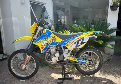 Suzuki dr-z 400 emplacada para rua - raridade!
