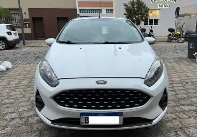 Ford fiesta se plus 1.6 automático 2018 (manual + chave reserva)