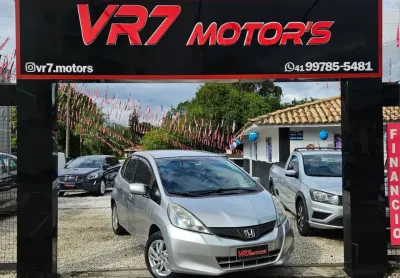 Honda fit dx 1.4 flex muito bem cuidado!