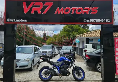 Yamaha mt03 abs, 321 cc, com 42 cv e de 2020 muito bem cuidada!!