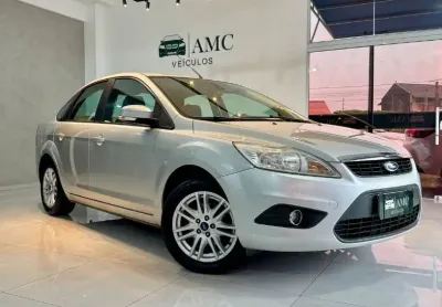 Ford focus sedan 2.0 aut.