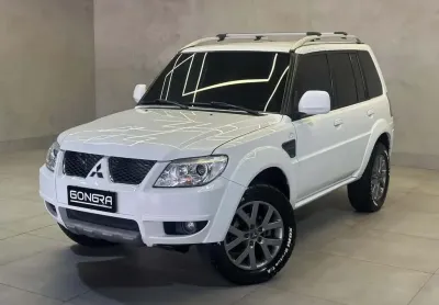 Mitsubishi pajero tr4 fl 2wd hp 2015