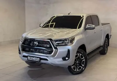 Toyota hilux cd srx 4x4 2.8 tdi 16v diesel aut 2025