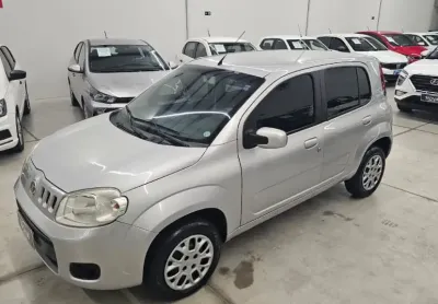 Fiat uno evo celeb. 1.0 flex manual 2011/2012 muito bem cuidado