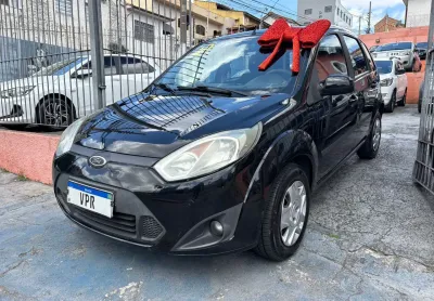 Ford/ fiesta 1.6 8v completo!! novo!!