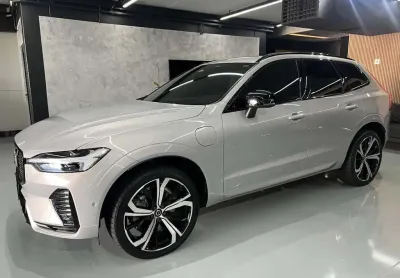 Volvo xc60 t8 ult dark 2023