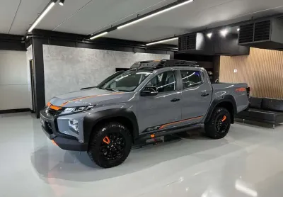 Mitsubishi triton sport savana 2024