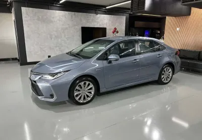 Toyota corolla altis hv 2020