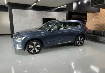 Volvo xc60 t8 plus 2023