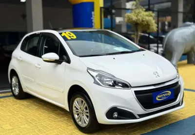 Peugeot 208 allure mt 2019