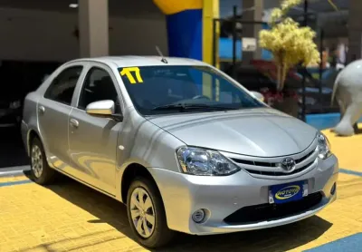Toyota etios sd x 15l mt 2017