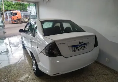 Fiesta sedan cless 1.6