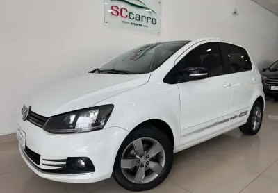 Volkswagen fox connect 1.6 flex 8v 5p