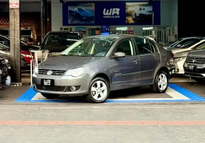 Volkswagen polo sedan 1.6 8v comfortline 2014