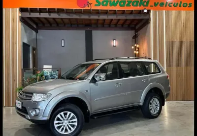 Mitsubishi pajero 3.2 hpe 4x4 7 lugares 16v turbo intercooler diesel 4p automático