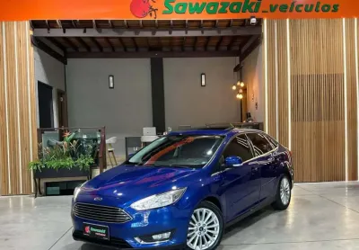 Ford focus 2.0 titanium fastback 16v flex 4p powershift