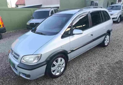 Zafira 07lugares completo financia sem entrada