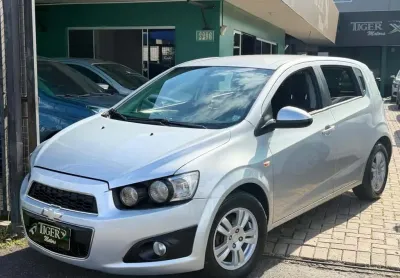 Chevrolet chev sonic lt hb mt 2014