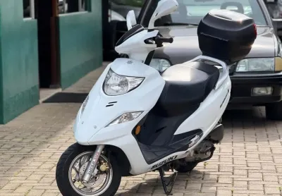 Suzuki burgman i 2013