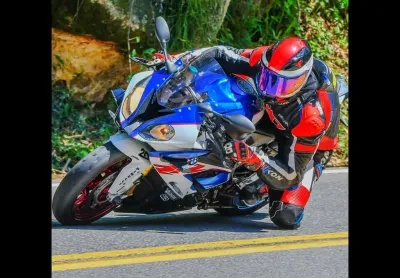 S 1000 rr